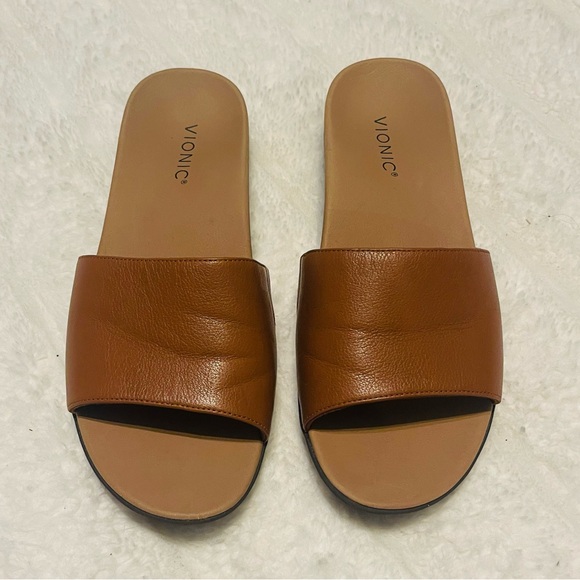 Casual Vionic Women's Tan Slide Sandals - Picture 9 of 12